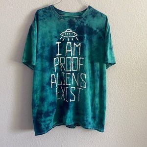 Large Men’s “I’m Proof Aliens Exist” shirt